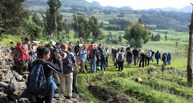 gorilla trekking in rwanda